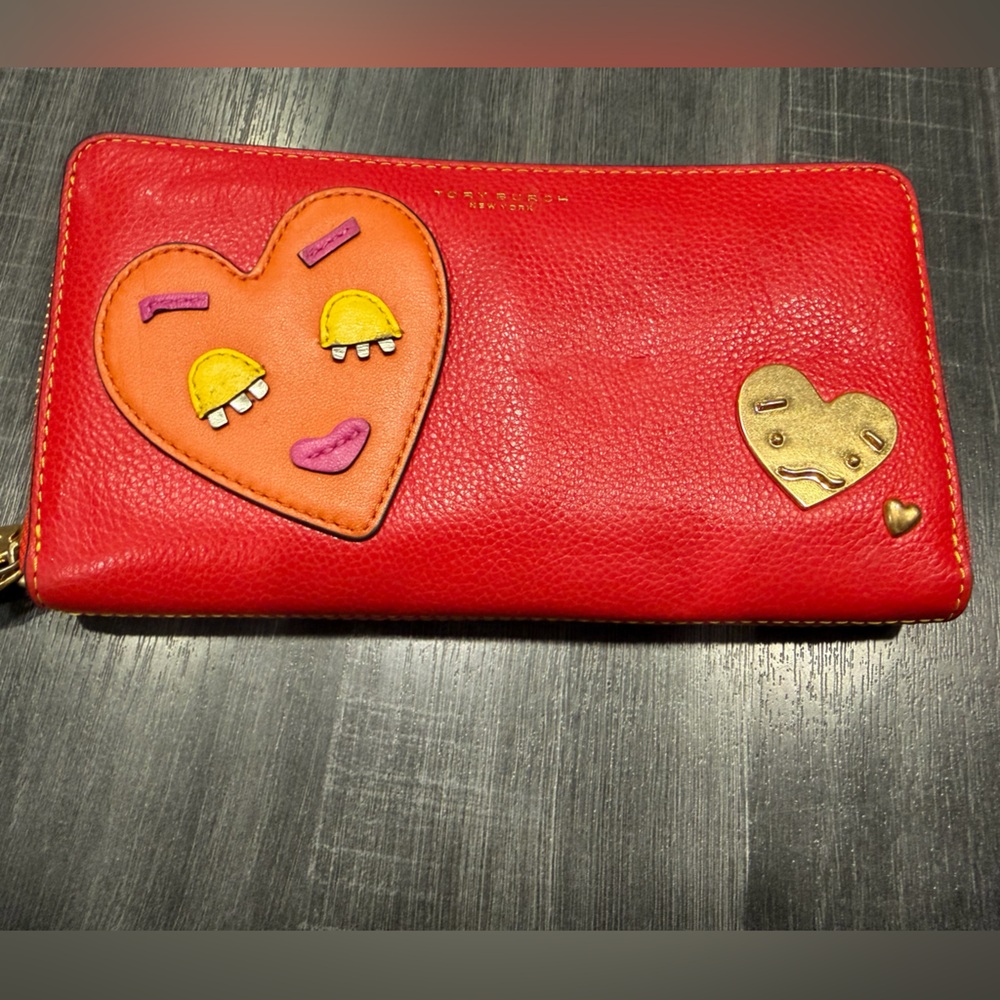 Tory Burch Perry Patchwork Hearts Zip Continental Wallet